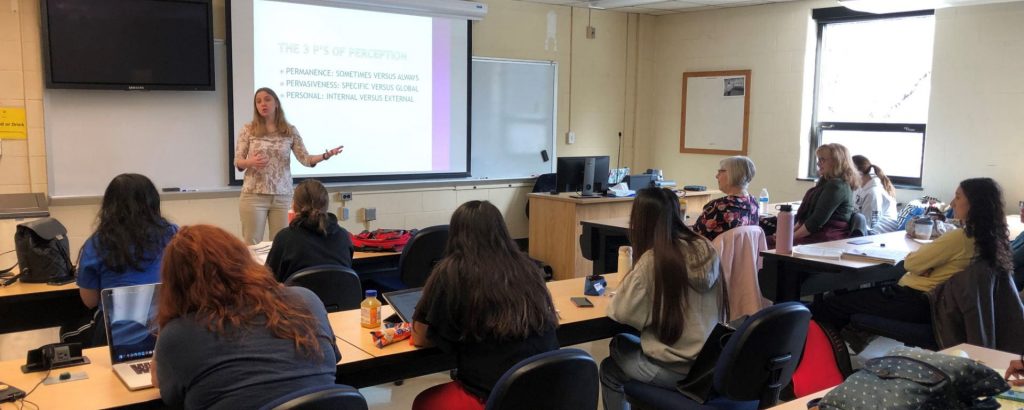 Teacher presenting to a class